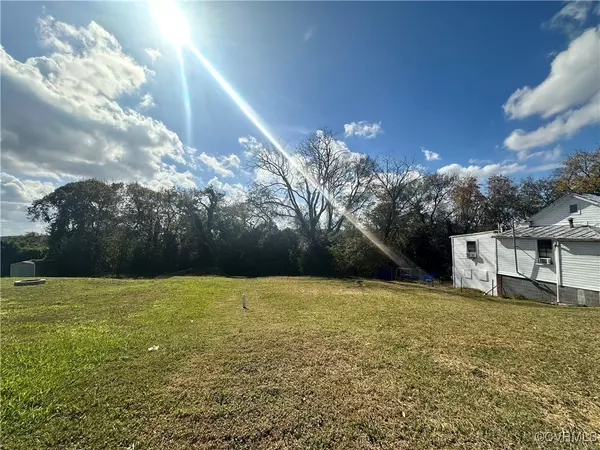 301 Bellevue ST, Danville, VA 24540