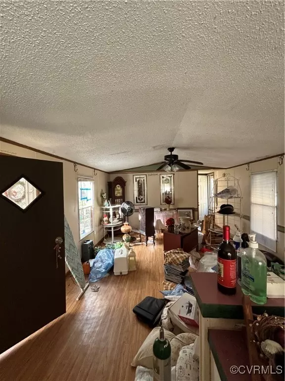 Troutville, VA 24175,433 Hogan Hollow RD