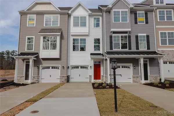 7807 Alexandria DR, Moseley, VA 23120