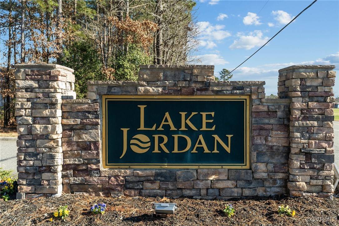 North Dinwiddie, VA 23803,22120 Lake Jordan DR