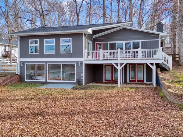 Columbia, VA 23038,3 Lakeside DR