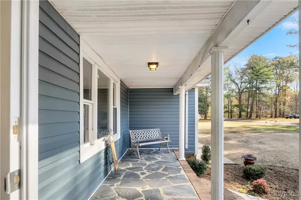 Mathews, VA 23035,1145 Hallieford RD