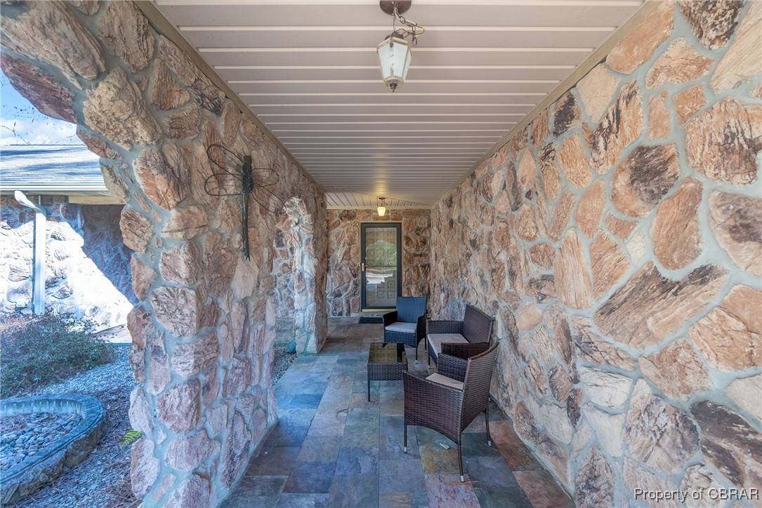 Yorktown, VA 23692,118 Paradise Point RD