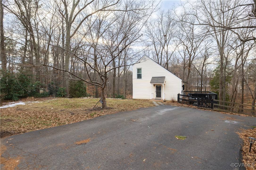 Chesterfield, VA 23236,600 Lemoine LN