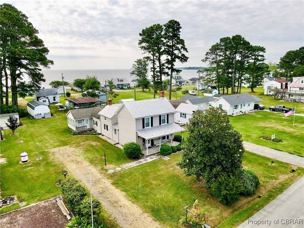 51 Church LN, Lottsburg, VA 22511