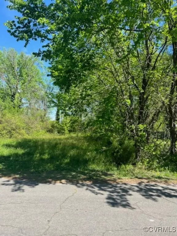 Henrico, VA 23222,510 Savannah AVE