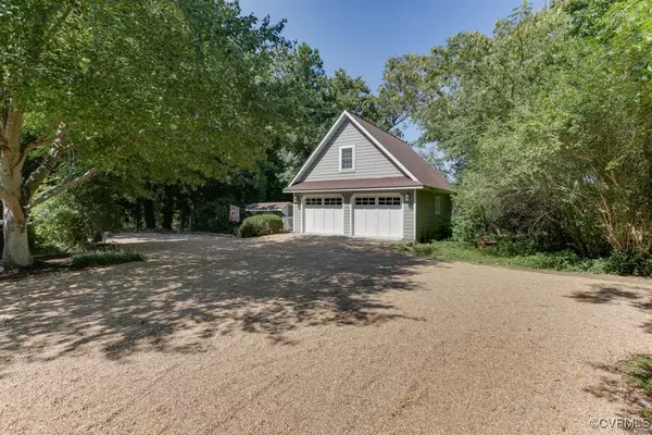 Hallieford, VA 23068,290 Queens Creek RD