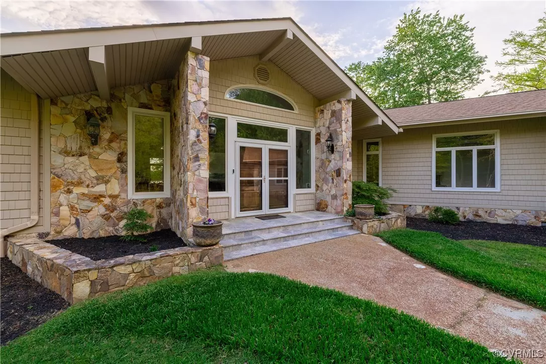 Hartfield, VA 23071,722 Point Anne DR