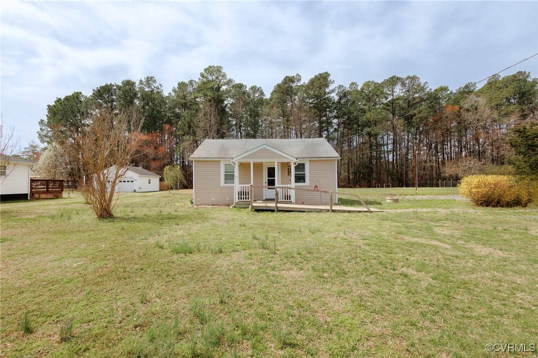 23235 Pine Grove PL, Dinwiddie, VA 23803