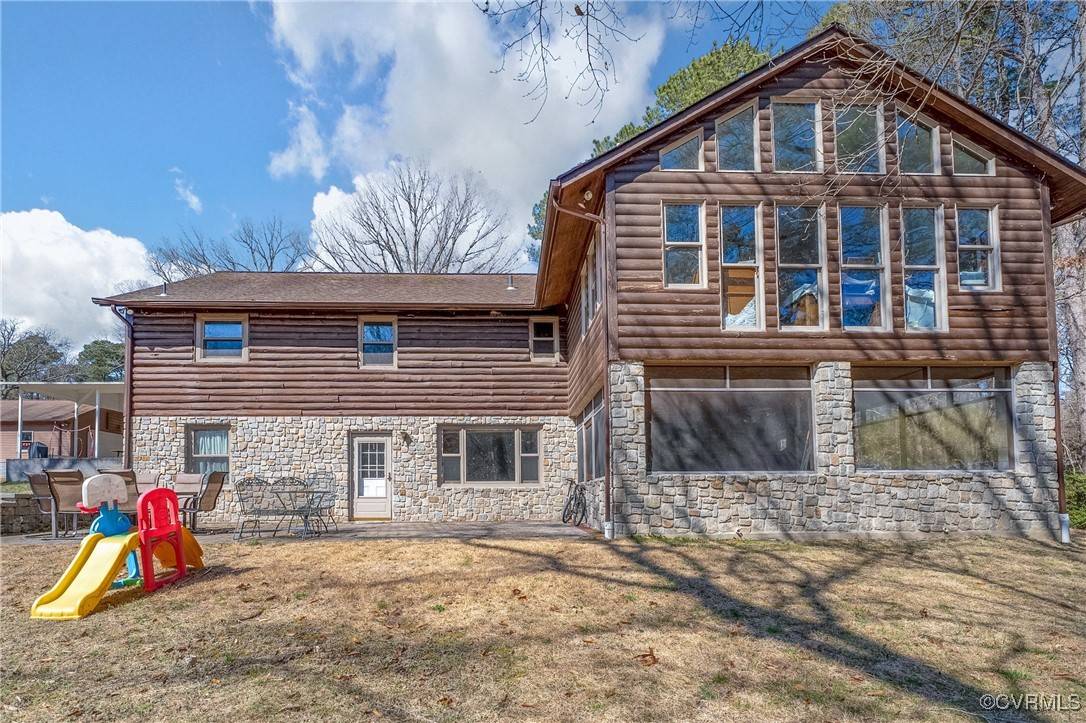 14401 Doctors Creek Rd, Lanexa, VA 23089