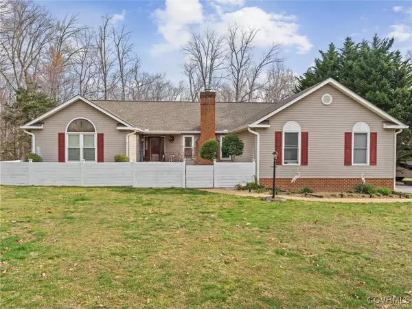 518 Rebel Ridge RD, South Chesterfield, VA 23834