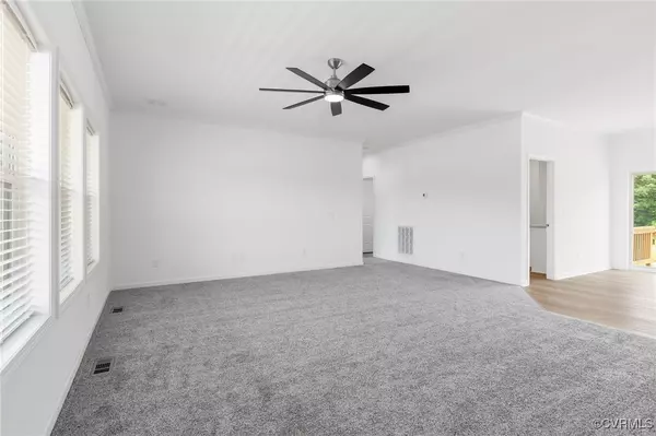 Green Bay, VA 23942,931 Levi RD