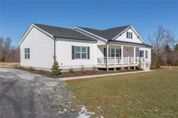 1151 Levi RD, Green Bay, VA 23942