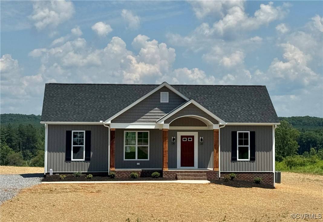 8666 Hat Creek RD, Brookneal, VA 24528