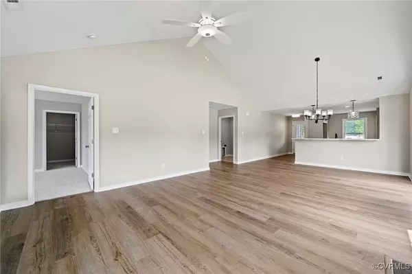 Tappahannock, VA 22560,58 Hobbs Hole Lane