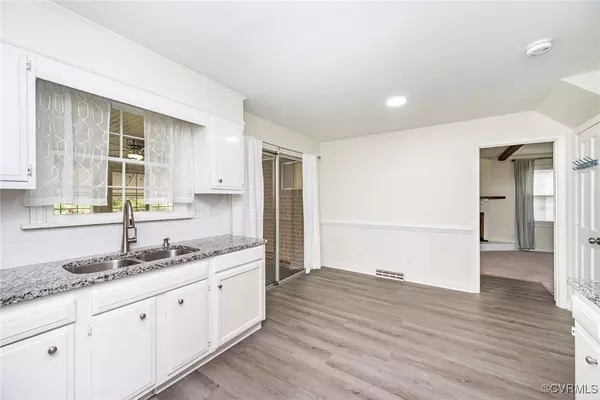 Hanover, VA 23116,8365 Colmar DR