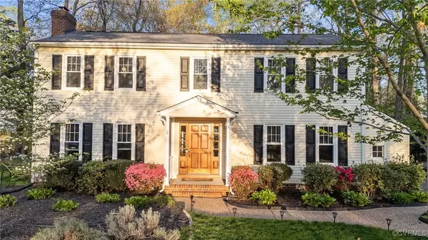 2357 Stuts LN, North Chesterfield, VA 23236