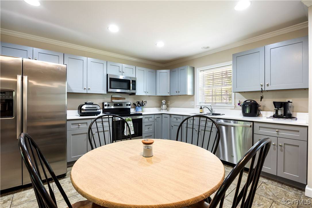 Amelia, VA 23002,13951 Clementown RD