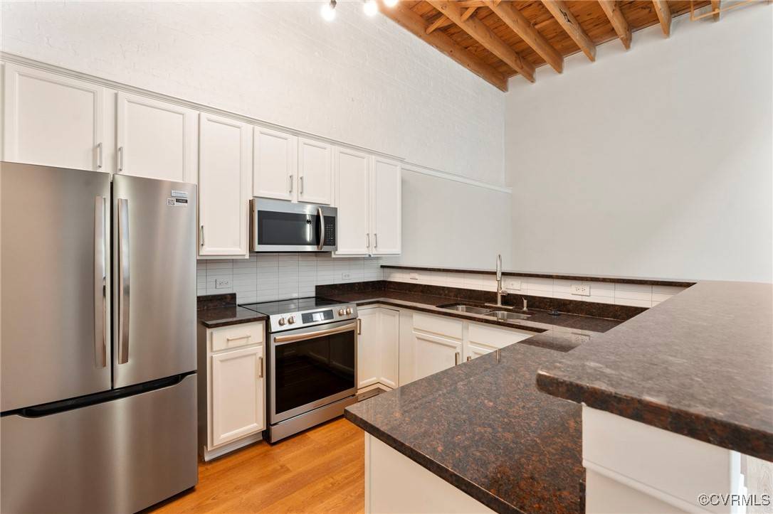 Richmond, VA 23230,1716 Summit AVE #3