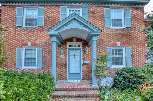 Williamsburg, VA 23185,704 College TER
