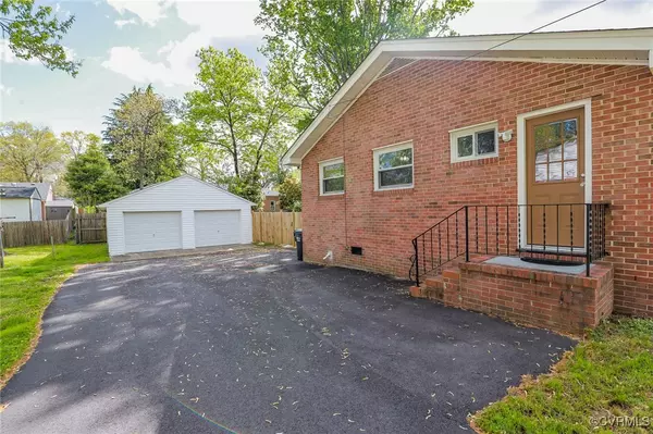 Colonial Heights, VA 23834,105 Homestead DR