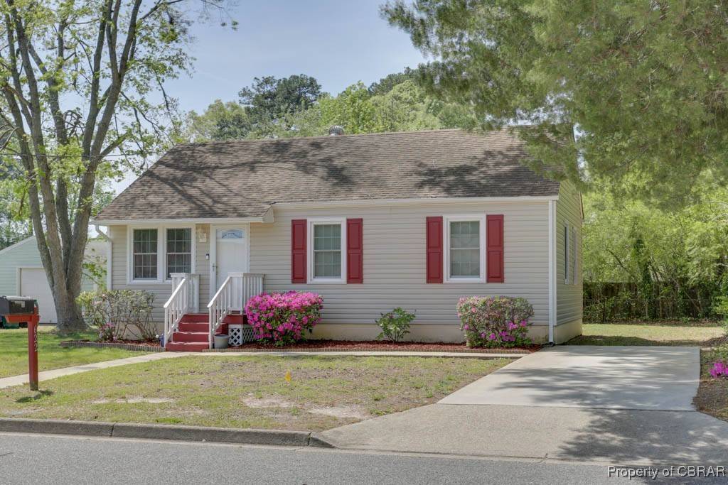 622 McLawhorne DR, Newport News, VA 23605