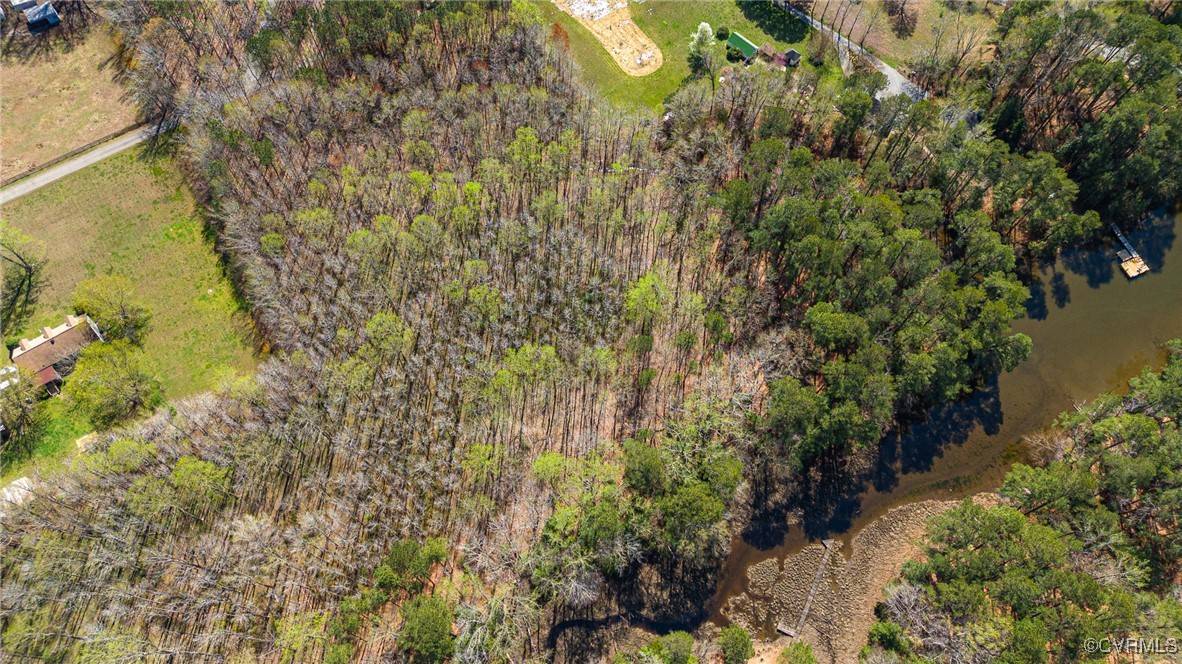 Kilmarnock, VA 22482,17 Pine Reach DR