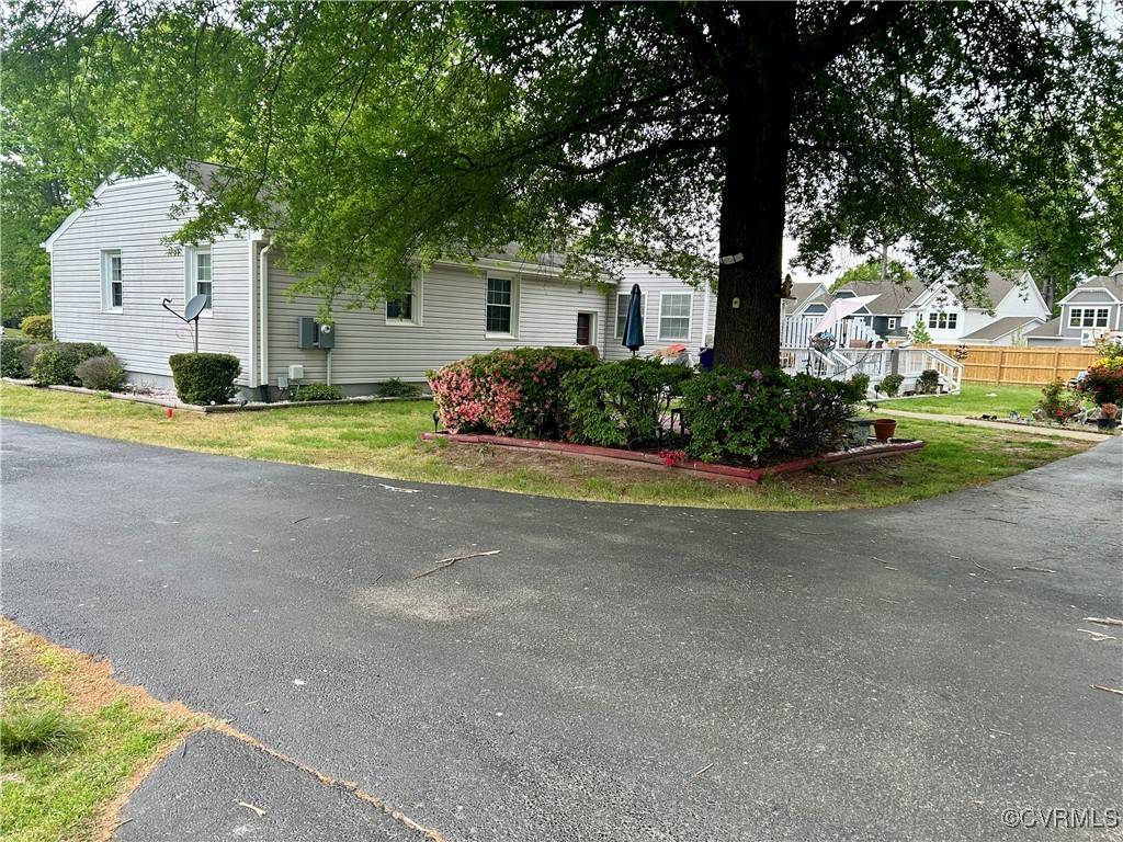 Mechanicsville, VA 23111,8054 Shady Grove RD