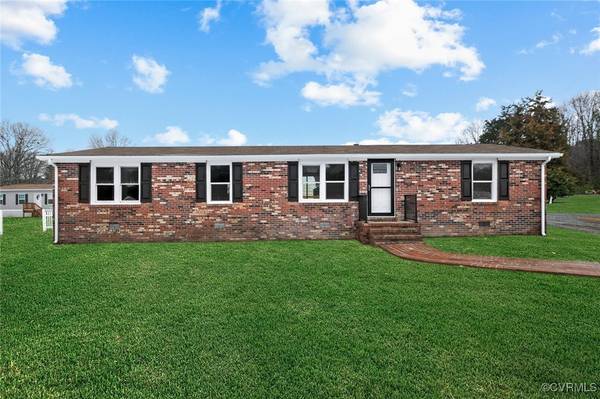 238 Lampkintown Rd, Burgess, VA 22432
