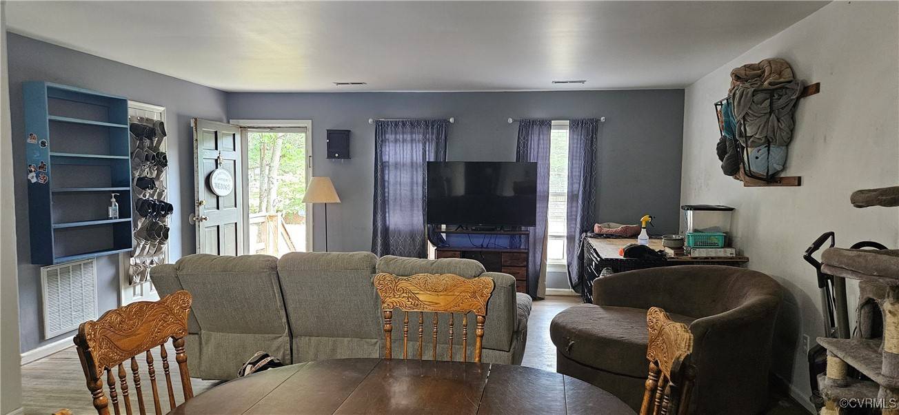 North Chesterfield, VA 23237,5554 Old Warson DR