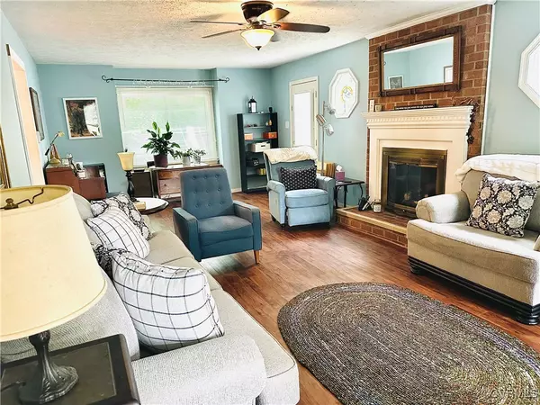 Chester, VA 23831,10600 Hamlin DR
