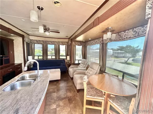 Virginia Beach, VA 23456,3665 Sandpiper RD