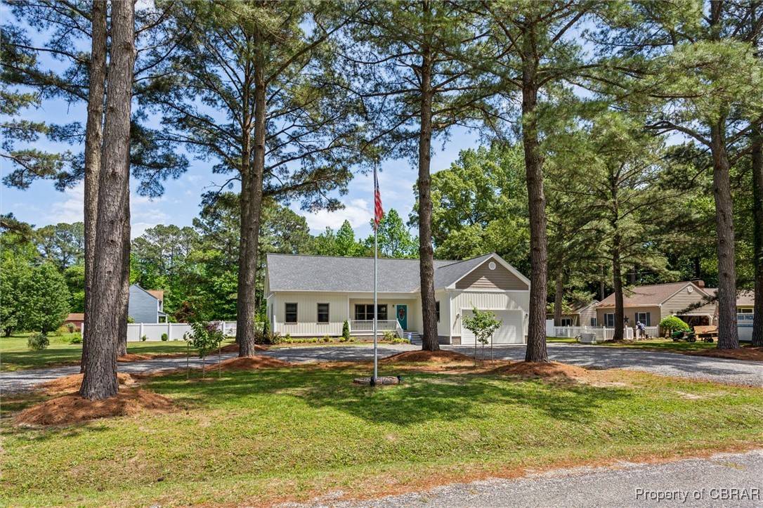 Cobbs Creek, VA 23035,98 Blue Heron LN