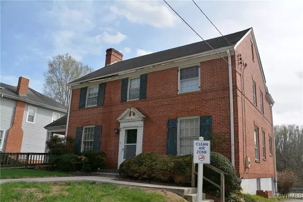711 Oak St, Farmville, VA 23901