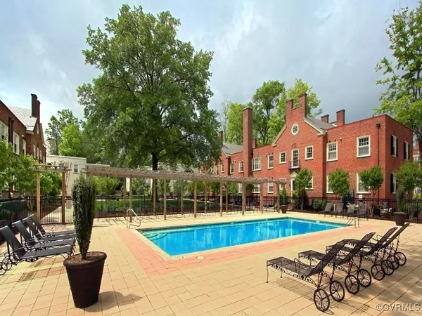 43 E Lock LN, Richmond, VA 23226