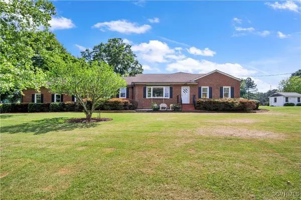 201 Old Stage RD, Williamsburg, VA 23168