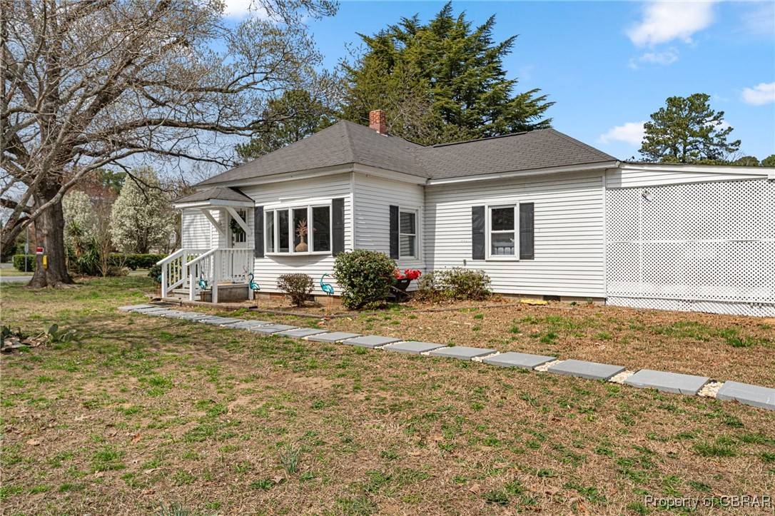 Hayes, VA 23072,6827 Williams Landing RD