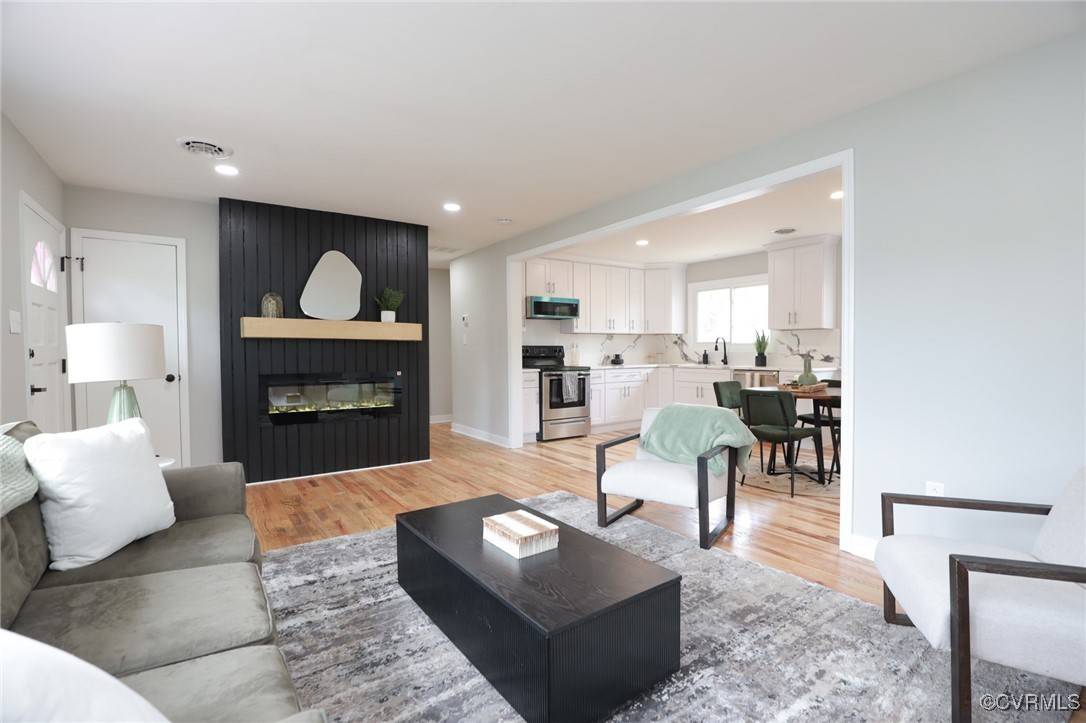 Henrico, VA 23231,6626 Willson RD