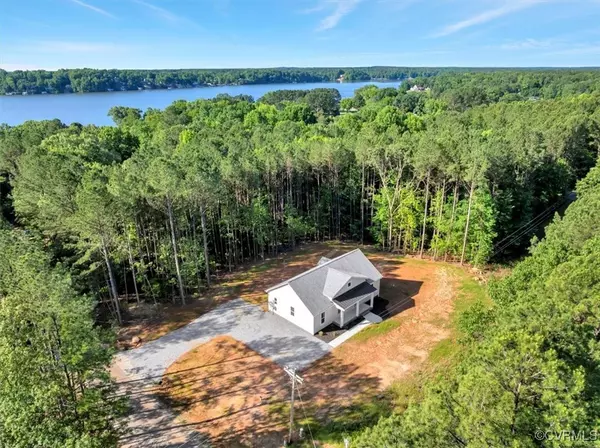 Ebony, VA 23845,20 Moseley DR