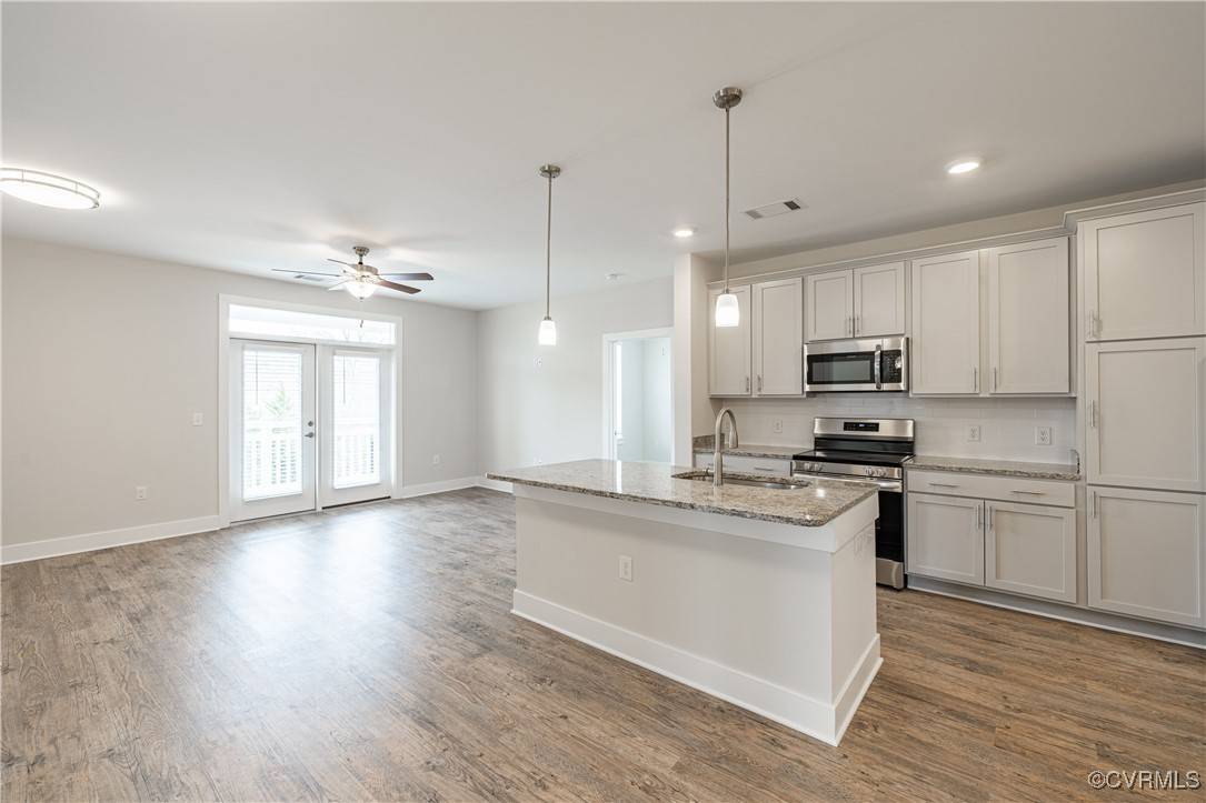 Ashland, VA 23005,10530 Stony Bluff DR #305