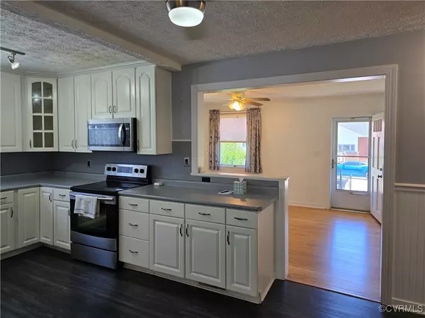 Colonial Heights, VA 23834,1706 Franklin AVE