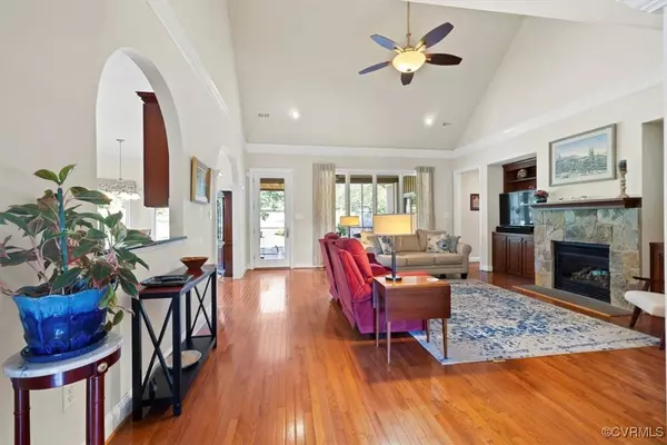 Richmond, VA 23238,403 Regina LN