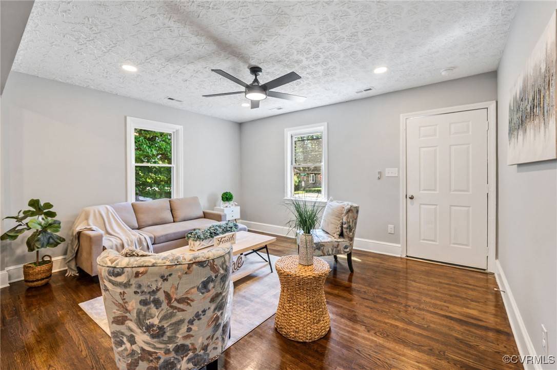 Petersburg, VA 23803,2039 Richmond AVE