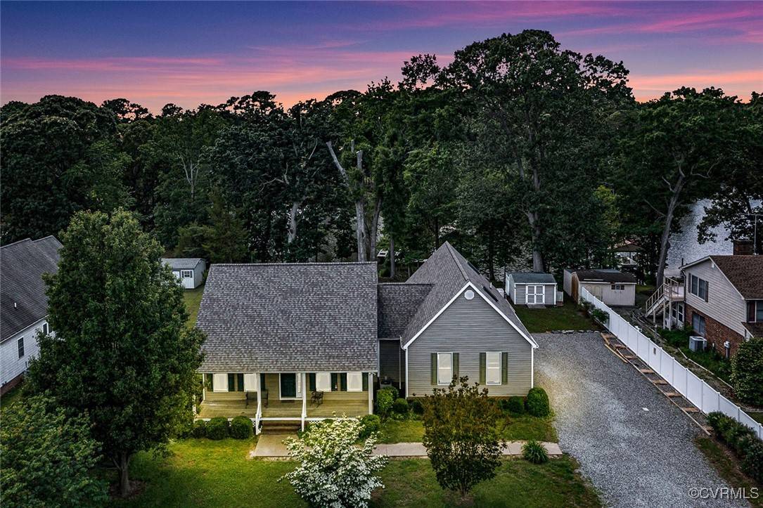 387 Harbor DR,  Reedville,  VA 22539
