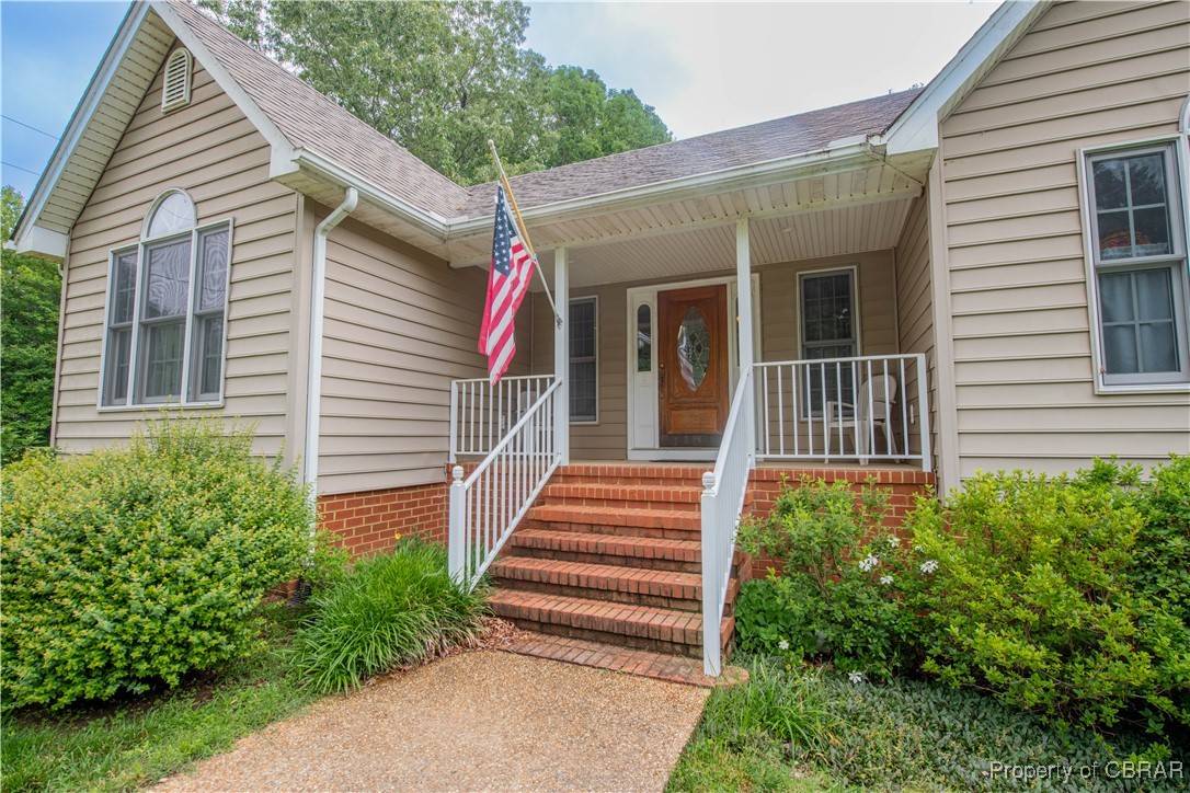 Tappahannock, VA 22560,1851 Desha RD