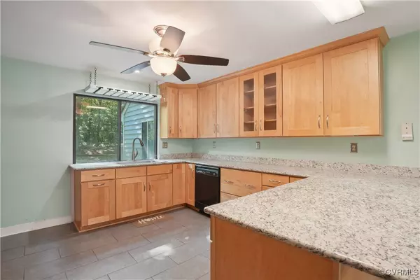 Chesterfield, VA 23112,5910 Harbourwood PL