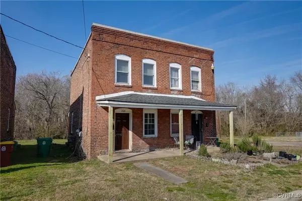 Petersburg, VA 23803,706-708 Mt Airy ST