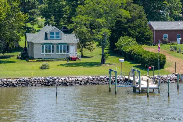 Gloucester, VA 23061,5084 Weaver LN