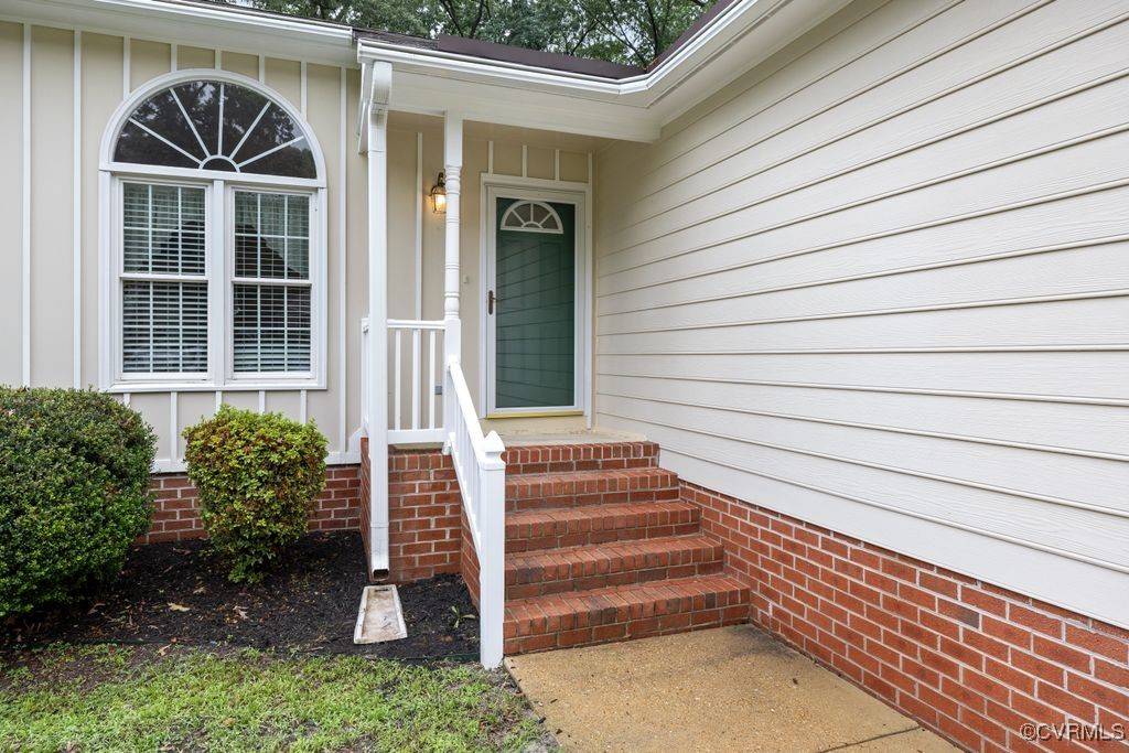 Chester, VA 23831,3825 Glen Oaks CT