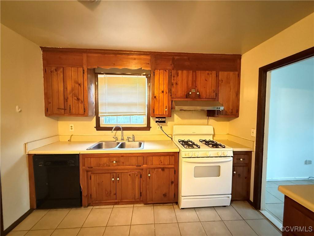 Colonial Heights, VA 23834,2801 Woodlawn AVE